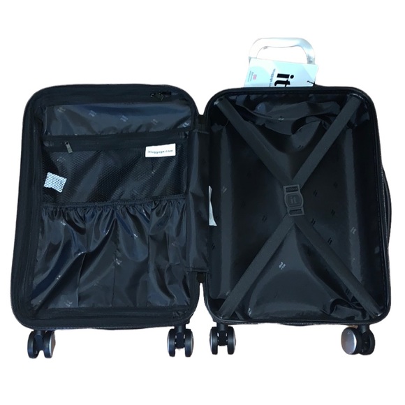 IT Luggage Bags It Luggage Sheen Metalik Hardside Spinner Carry On